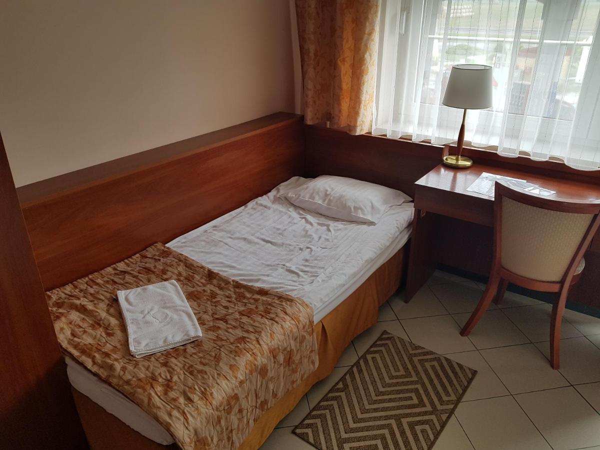 Motel Duet Granowo Dış mekan fotoğraf
